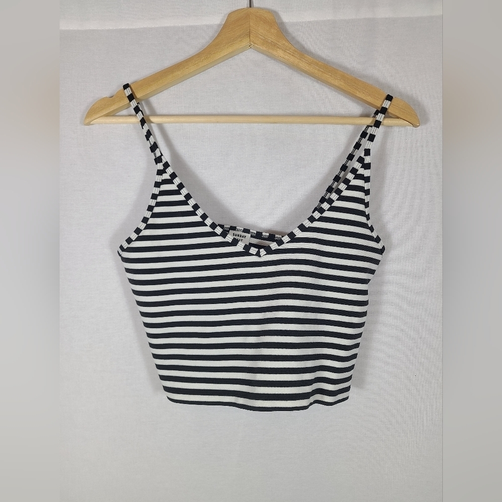 Sunday Best aritzia- White and black striped crop top- Size medium womens
